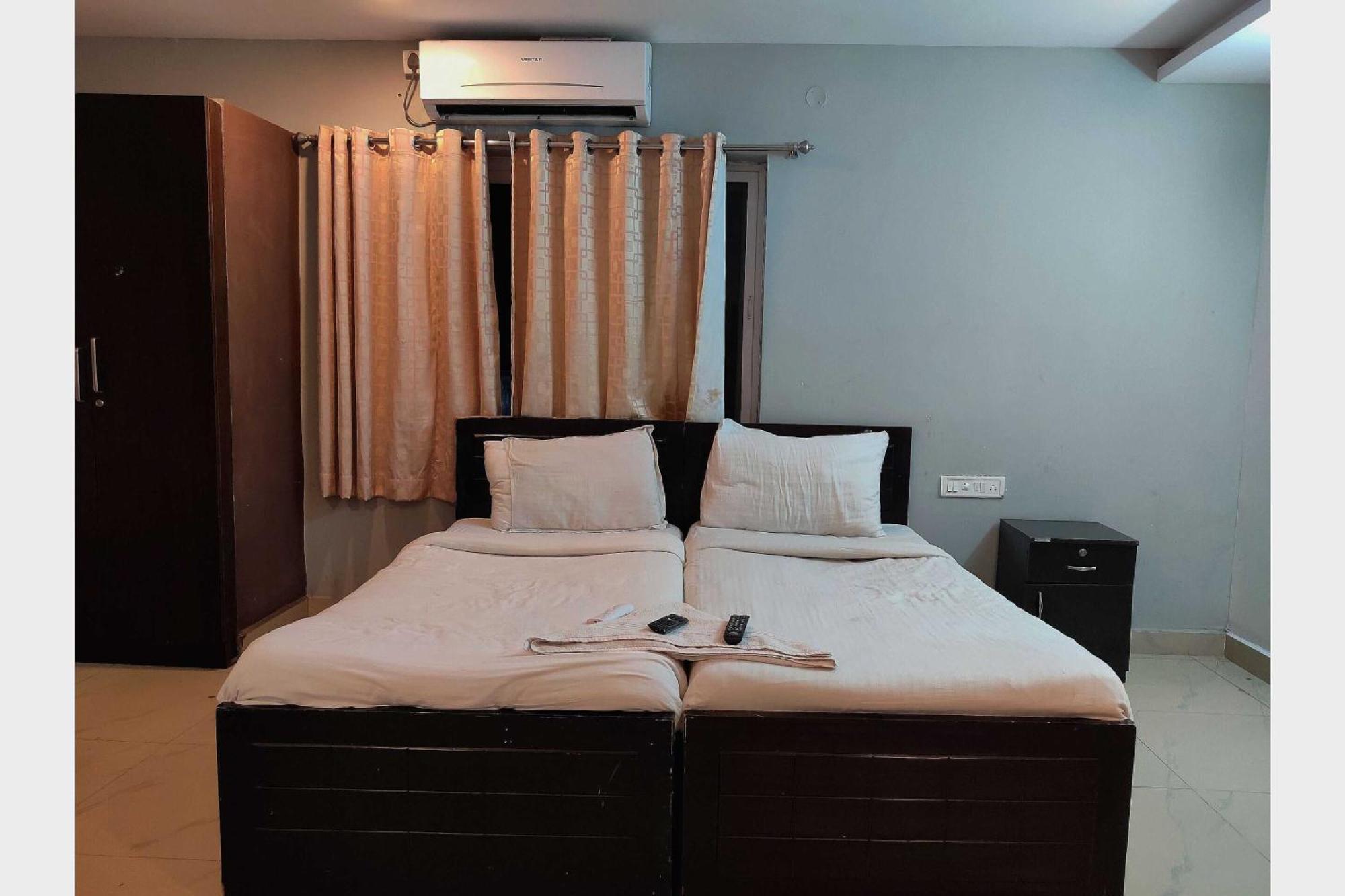 Hotel O White Solitaire لوديانا المظهر الخارجي الصورة
