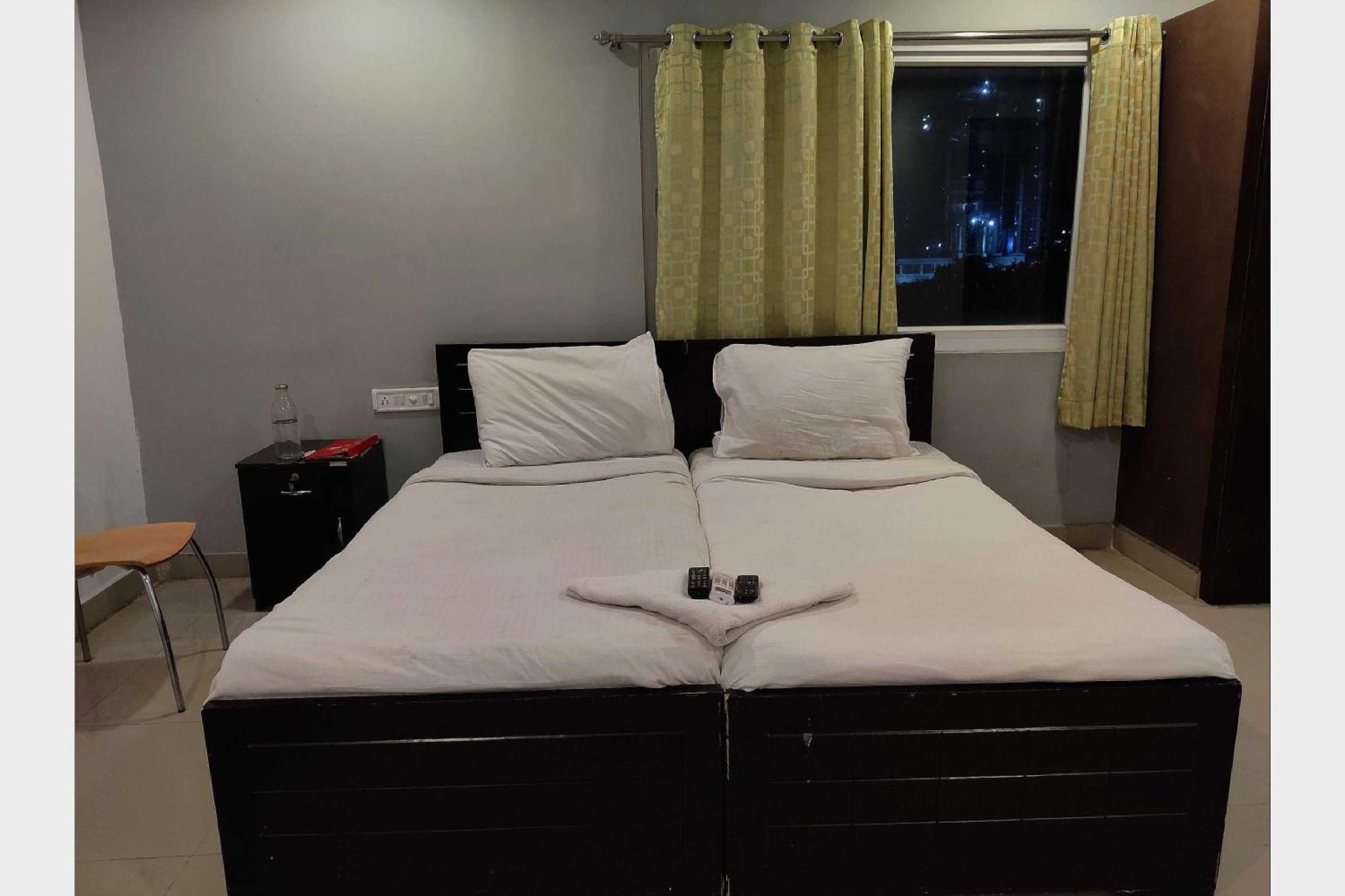 Hotel O White Solitaire لوديانا المظهر الخارجي الصورة