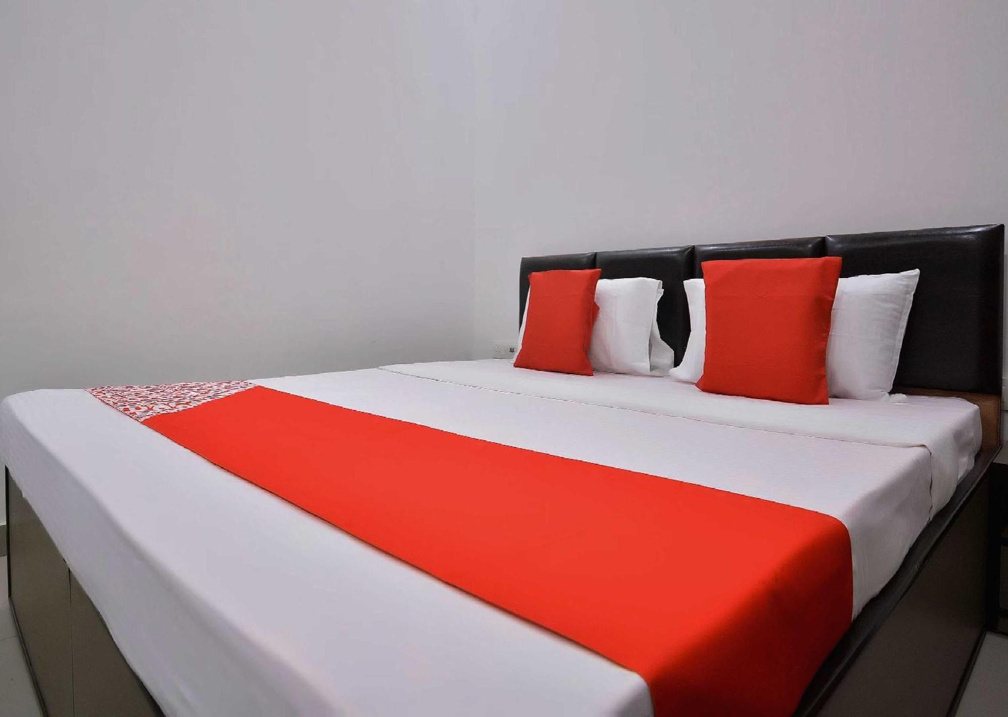 Hotel O White Solitaire لوديانا المظهر الخارجي الصورة