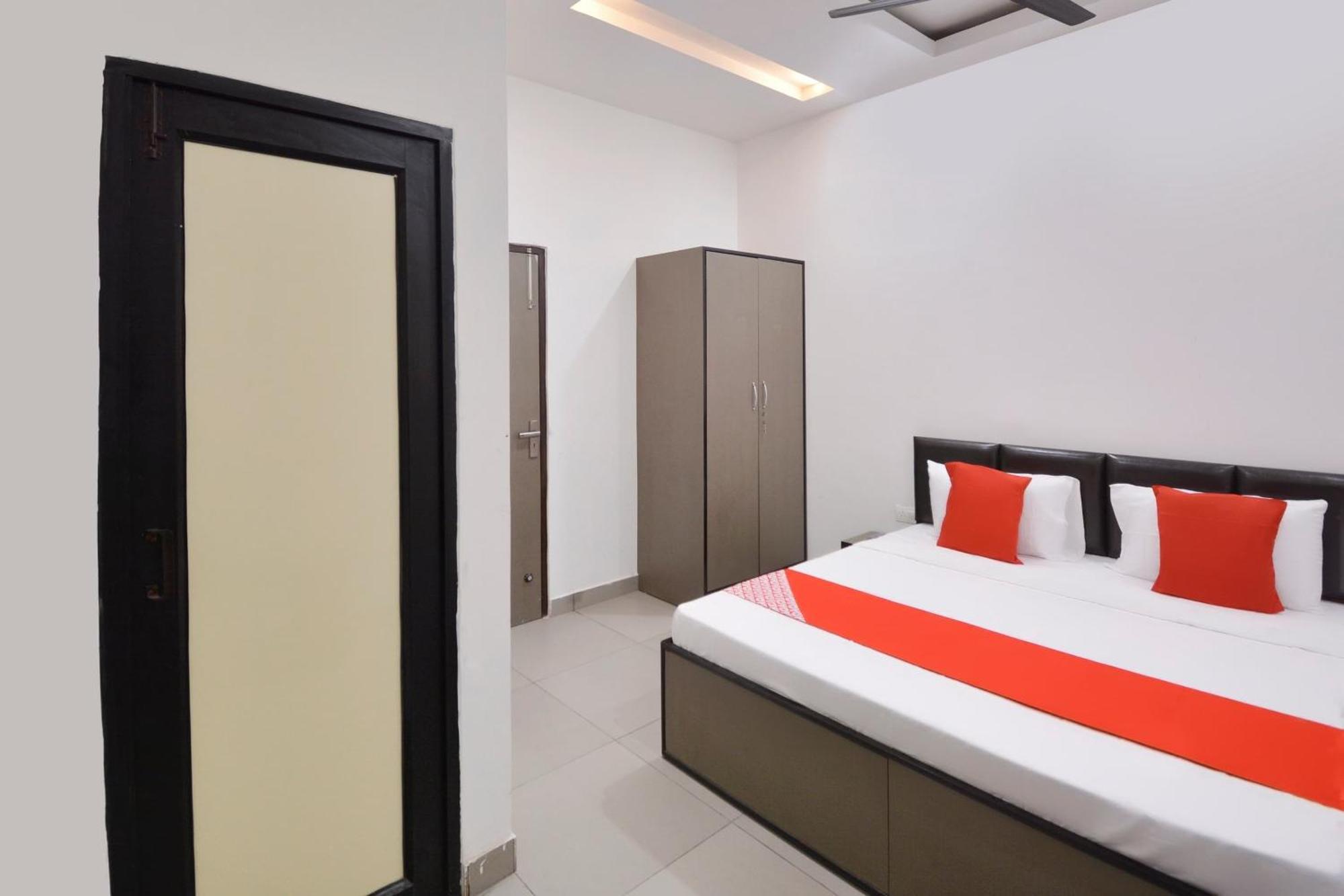 Hotel O White Solitaire لوديانا المظهر الخارجي الصورة