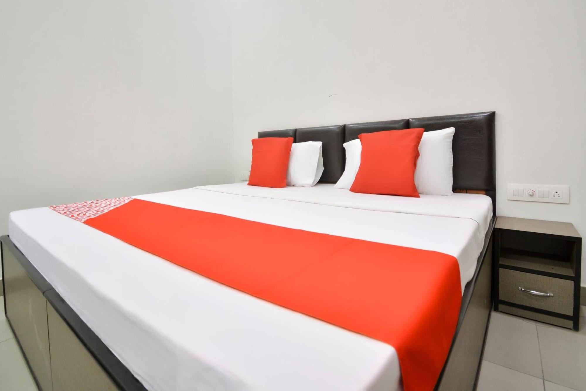 Hotel O White Solitaire لوديانا المظهر الخارجي الصورة