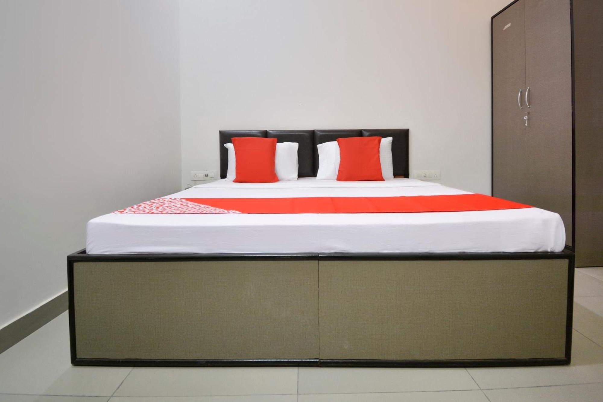 Hotel O White Solitaire لوديانا المظهر الخارجي الصورة